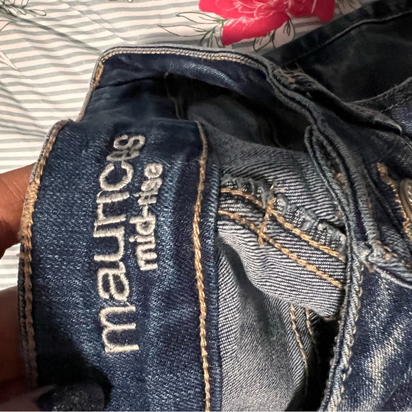 Maurice’s skinny jeans ( mid rise) - Picture 2 of 3